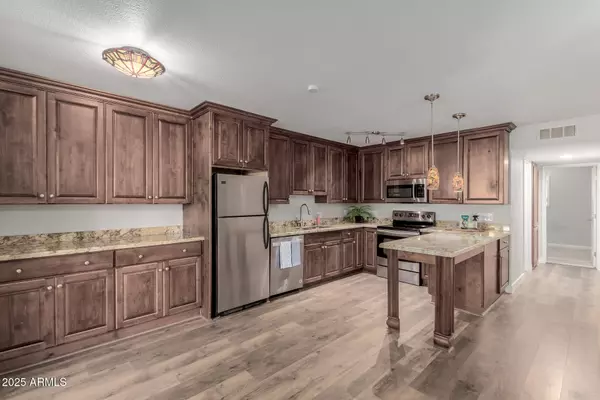 Phoenix, AZ 85018,5525 E THOMAS Road #H1