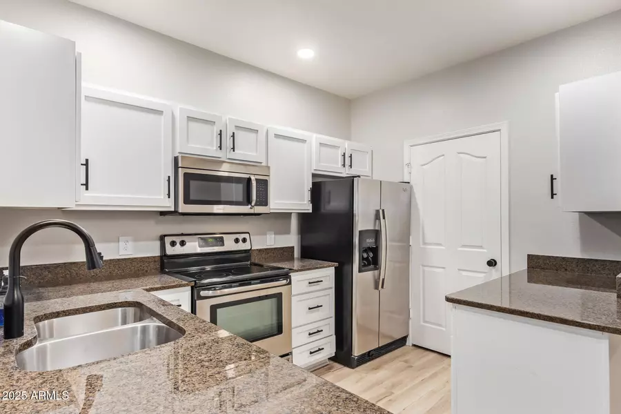 16013 S DESERT FOOTHILLS Parkway #1072, Phoenix, AZ 85048