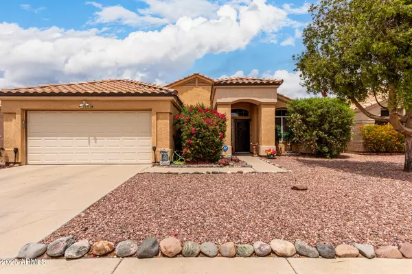 10318 W SAN JUAN Avenue, Glendale, AZ 85307