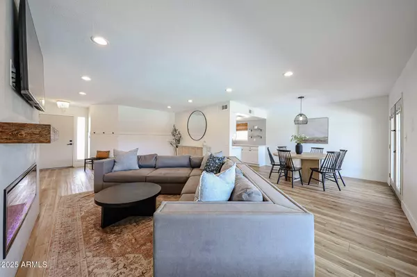 Scottsdale, AZ 85254,5209 E BECK Lane