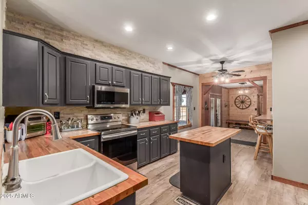 Maricopa, AZ 85139,17728 N DEER Trail