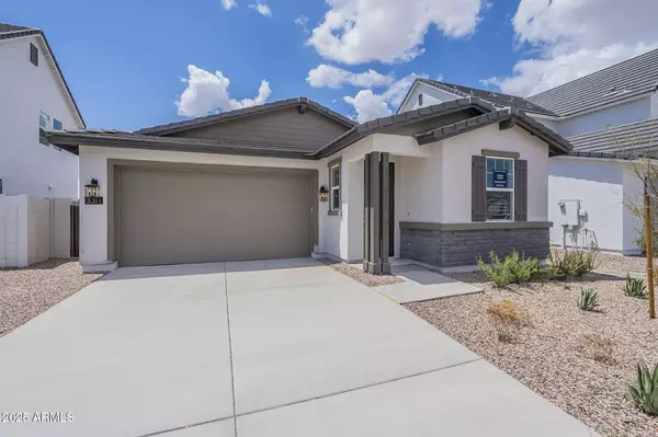 San Tan Valley, AZ 85144,3311 W GARNET Street