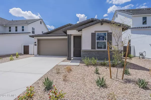 San Tan Valley, AZ 85144,3311 W GARNET Street