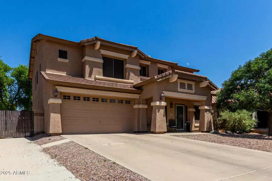 710 E HEATHER Drive, San Tan Valley, AZ 85140
