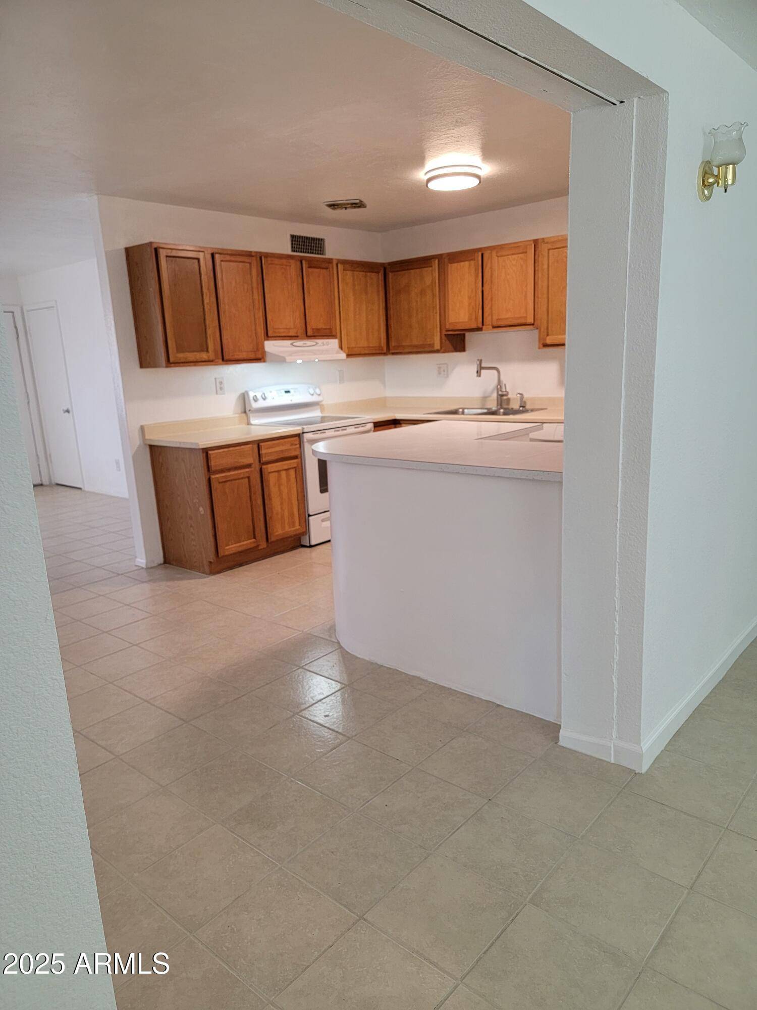 Tempe, AZ 85288,621 E PAPAGO Drive