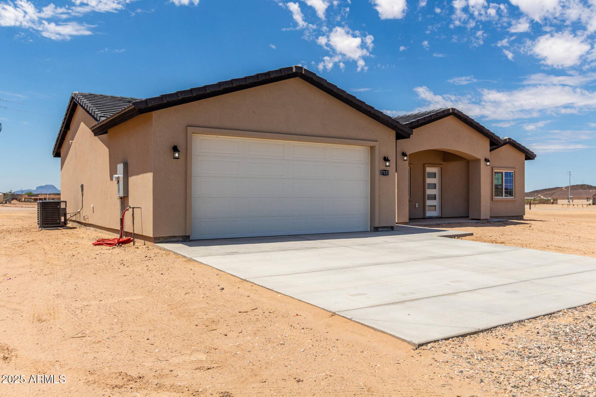 Tonopah, AZ 85354,37131 W RAYMOND Street