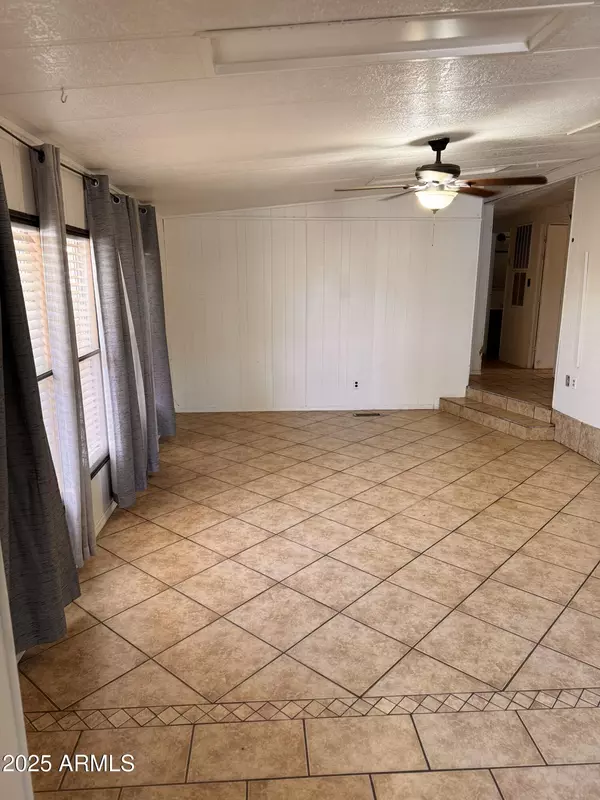 Glendale, AZ 85301,8601 N 71ST Avenue #147