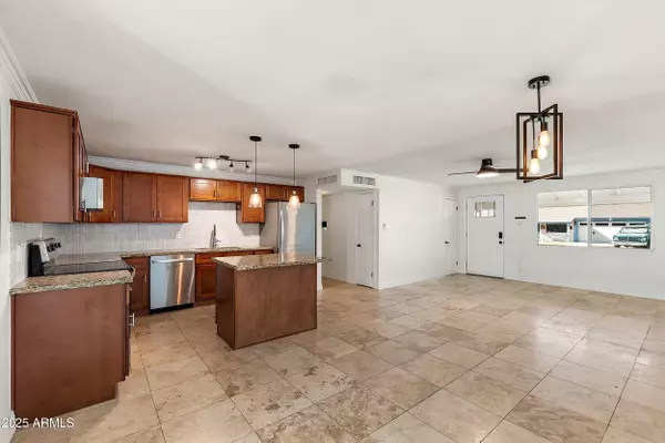 Phoenix, AZ 85032,3630 E FRIESS Drive