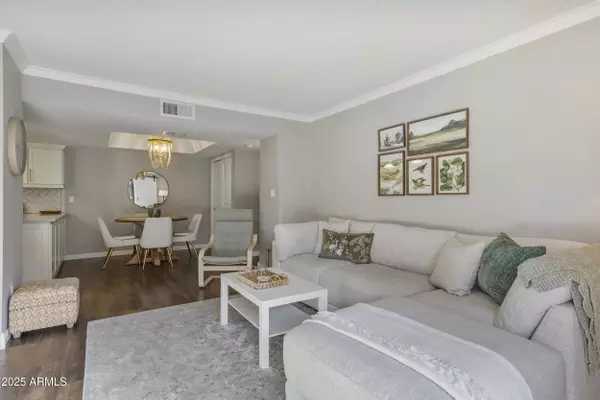 Scottsdale, AZ 85257,8155 E ROOSEVELT Street #218