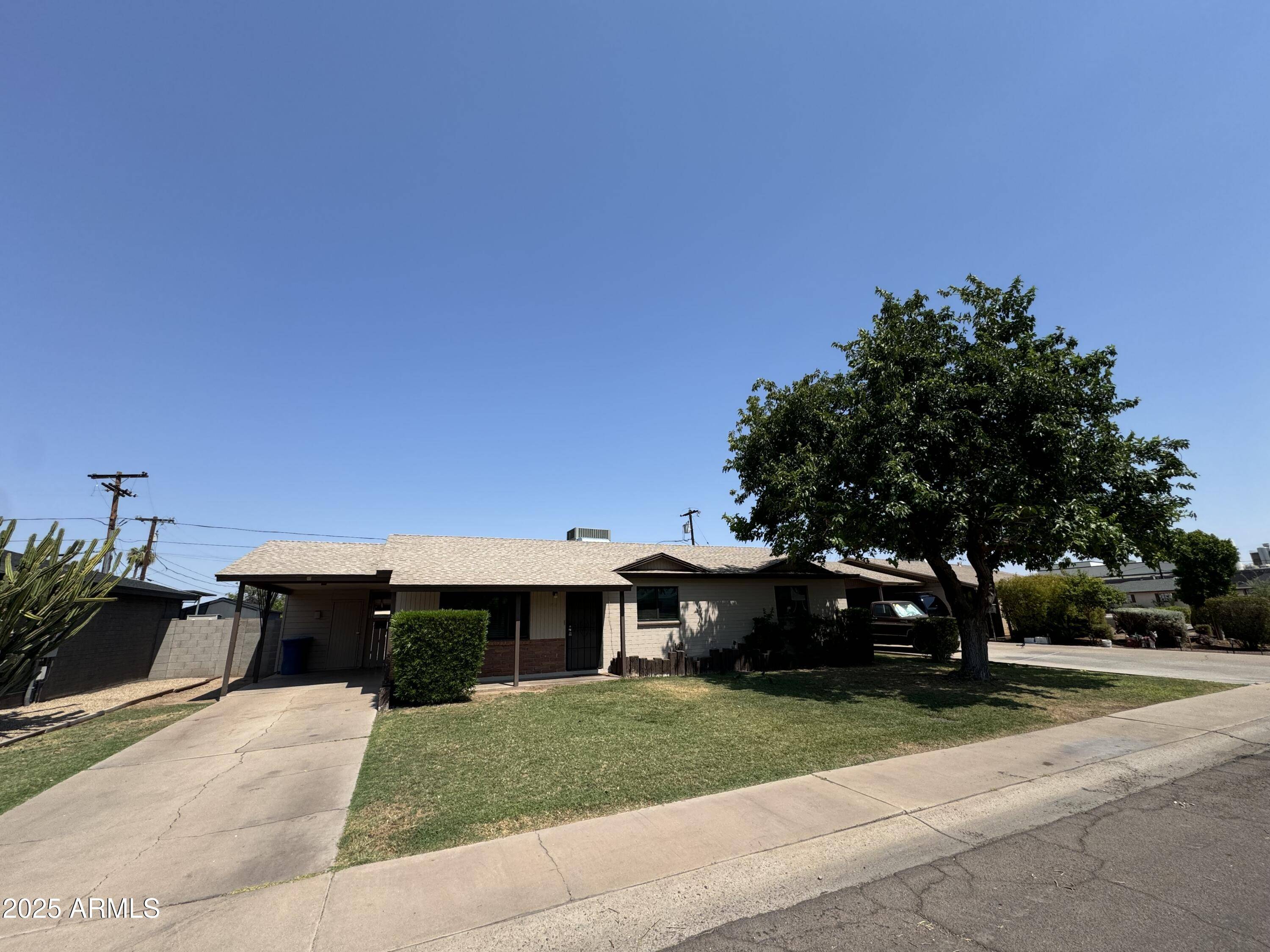 Tempe, AZ 85281,1819 S Roberts Road