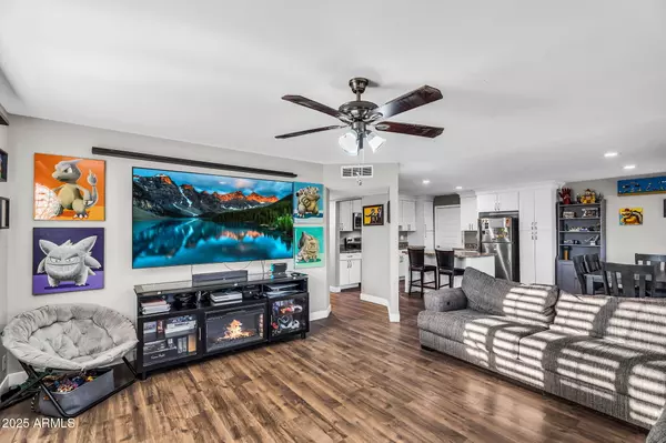 Phoenix, AZ 85020,1036 E BUTLER Drive