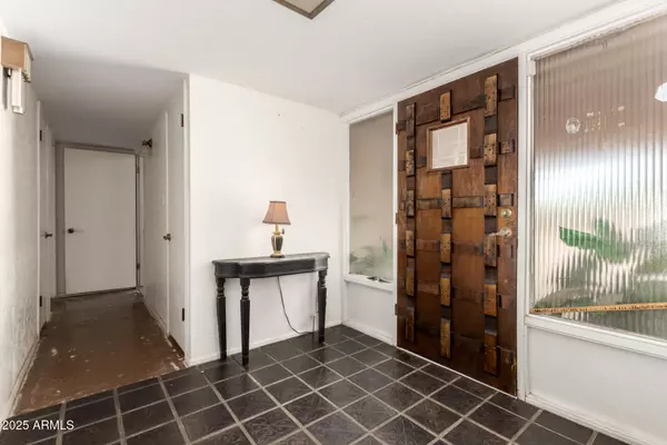 Apache Junction, AZ 85119,442 N MOUNTAIN VIEW Road