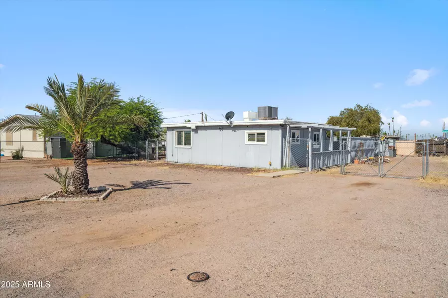 1406 S CEDAR Drive, Apache Junction, AZ 85120