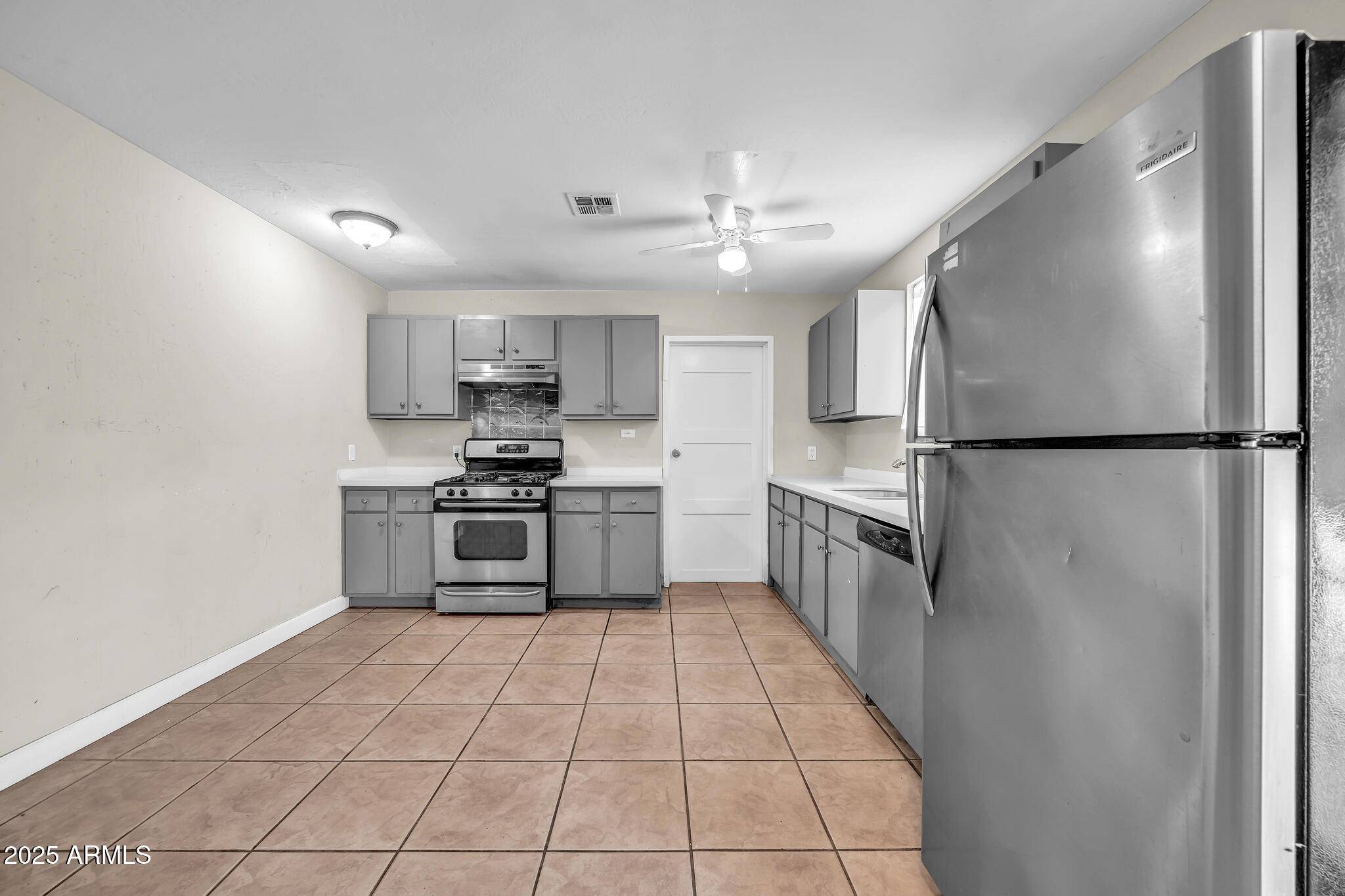 Phoenix, AZ 85017,6101 N 31ST Drive