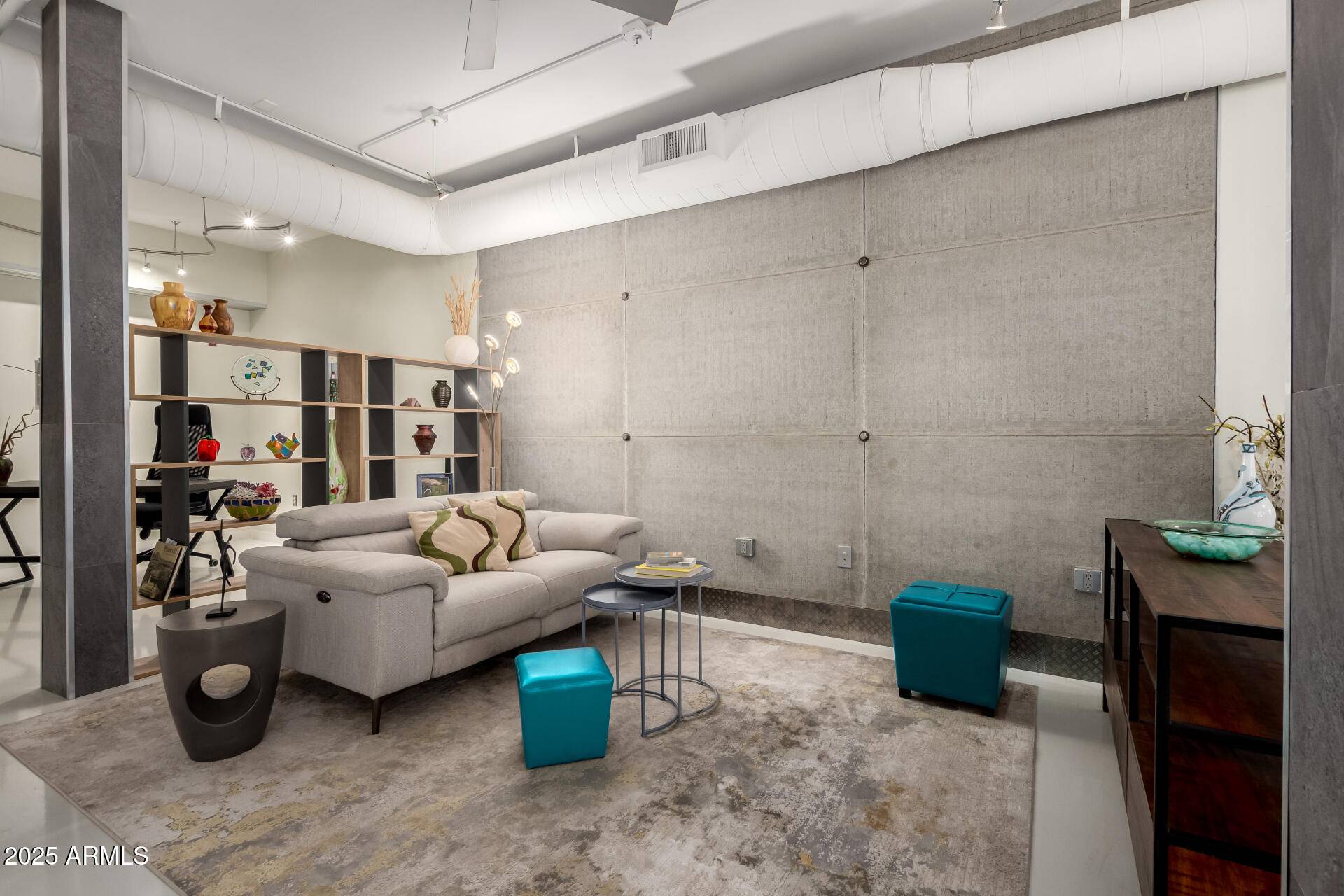 Phoenix, AZ 85004,1326 N CENTRAL Avenue #209