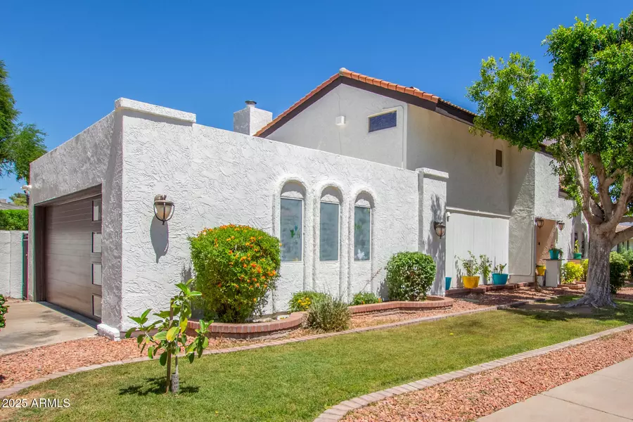 5617 S PIRATES COVE Road, Tempe, AZ 85283