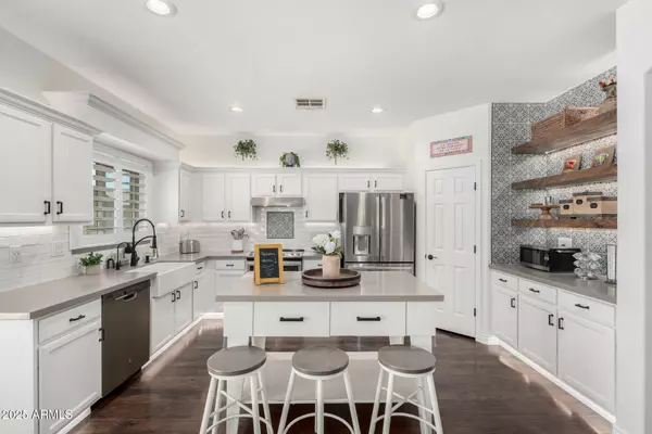 9143 W ELWOOD Street, Tolleson, AZ 85353