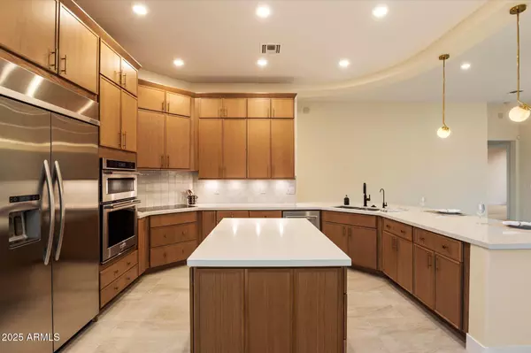 Scottsdale, AZ 85255,8262 E Gilded Perch Drive