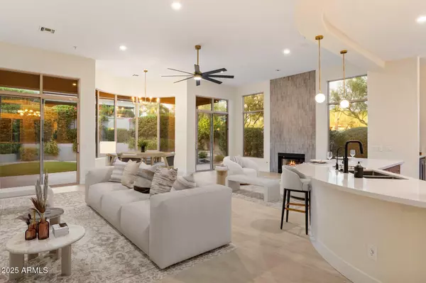 Scottsdale, AZ 85255,8262 E Gilded Perch Drive