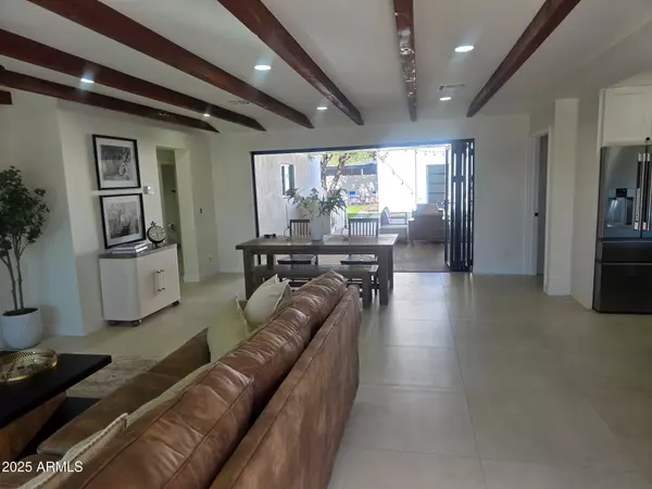 Phoenix, AZ 85013,344 W MONTECITO Avenue