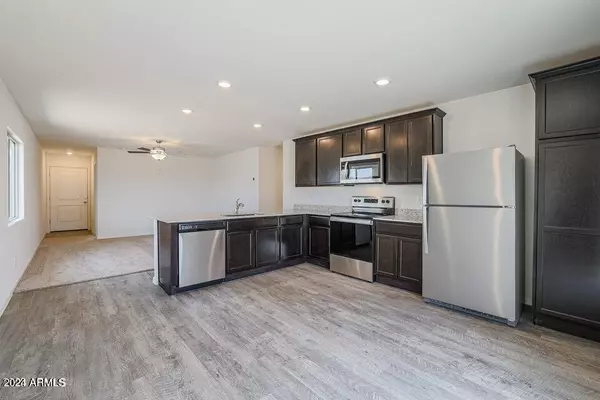 Florence, AZ 85132,212 S ASH Street
