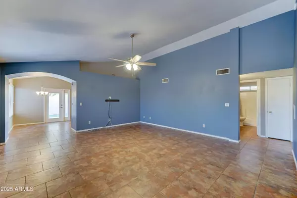 Chandler, AZ 85226,61 S CRESTVIEW Street
