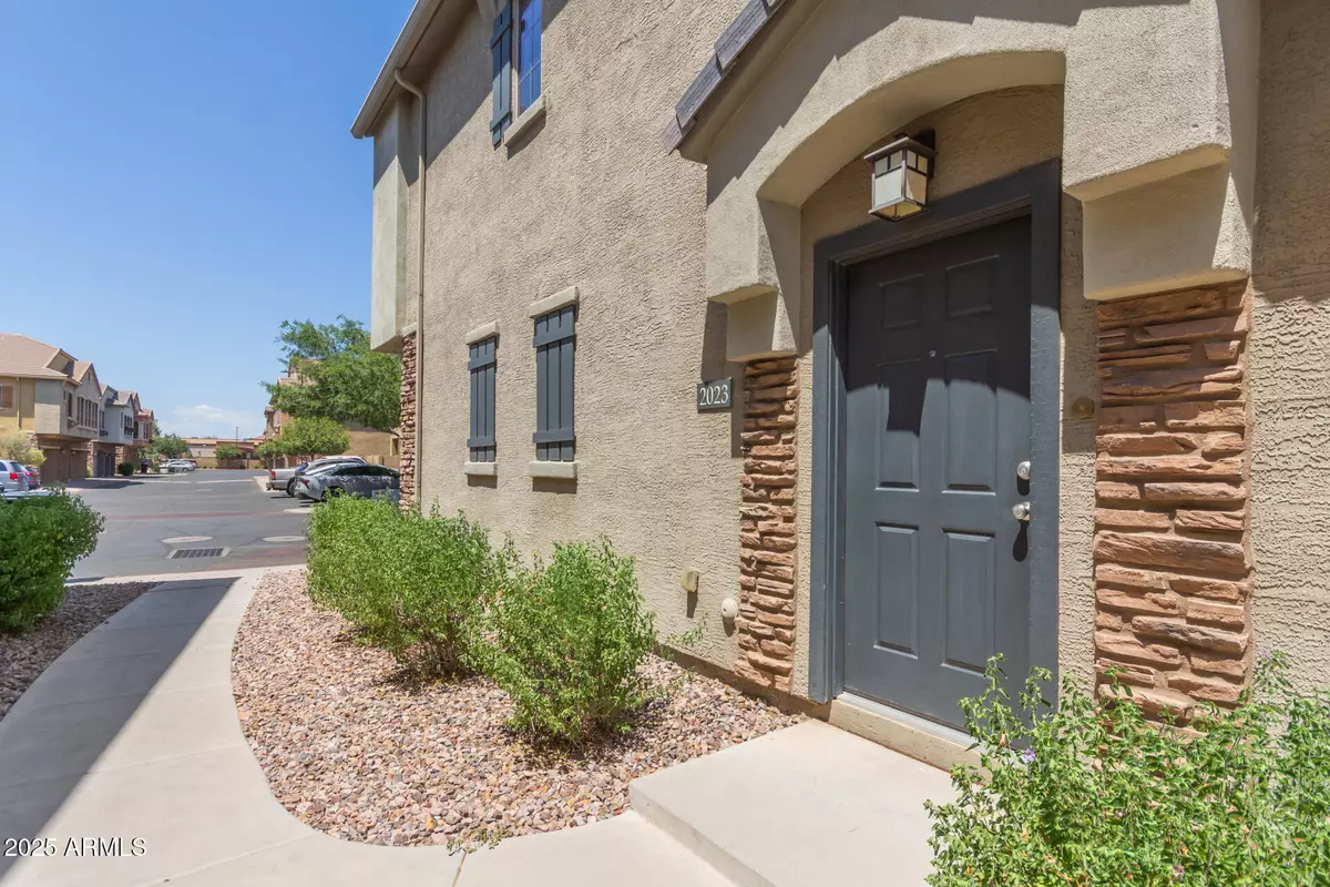 Mesa, AZ 85206,1350 S GREENFIELD Road #2023