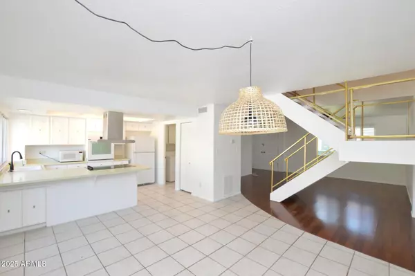 Scottsdale, AZ 85251,4028 N Granite Reef Road