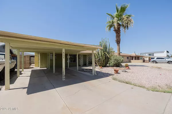 6706 E 1ST Avenue, Scottsdale, AZ 85251