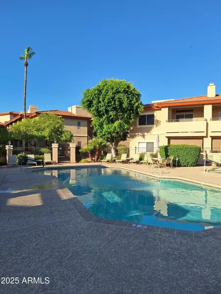10410 N CAVE CREEK Road #2063, Phoenix, AZ 85020