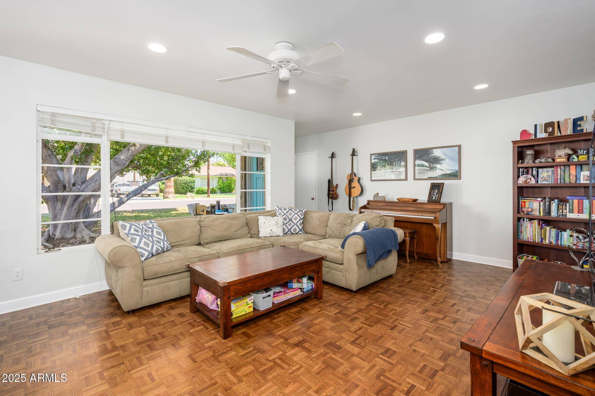 Phoenix, AZ 85008,4621 E EDGEMONT Avenue