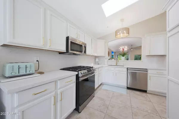 Scottsdale, AZ 85255,10392 E PENSTAMIN Drive