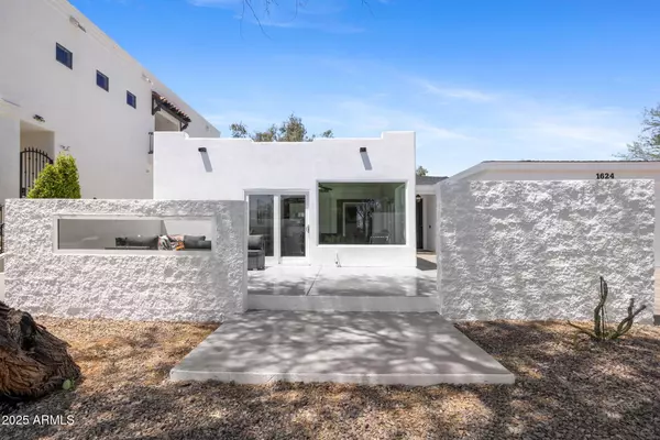 Phoenix, AZ 85020,1624 E EL CAMINO Drive