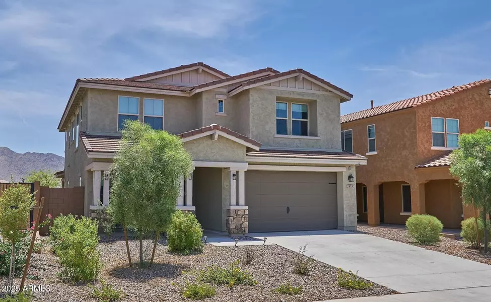 2415 E RUNAWAY BAY Place, Gilbert, AZ 85298