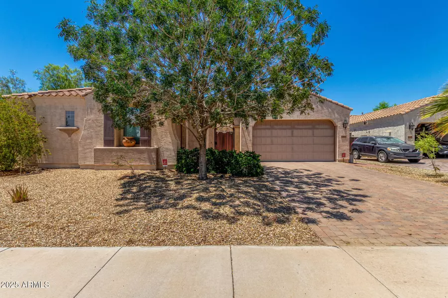 15648 W ROMA Avenue, Goodyear, AZ 85395