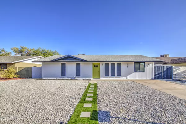 1967 W 9TH Avenue, Apache Junction, AZ 85120