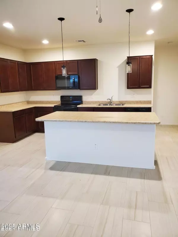 Buckeye, AZ 85326,1788 S 216TH Lane