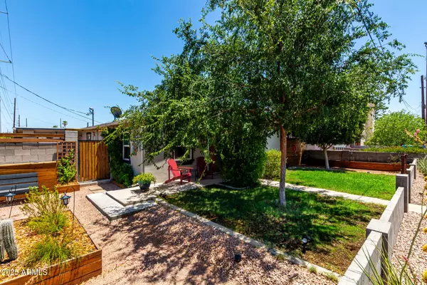 Phoenix, AZ 85006,2545 N 15TH Street