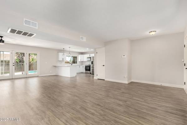 Glendale, AZ 85304,4857 W SHANGRI LA Road