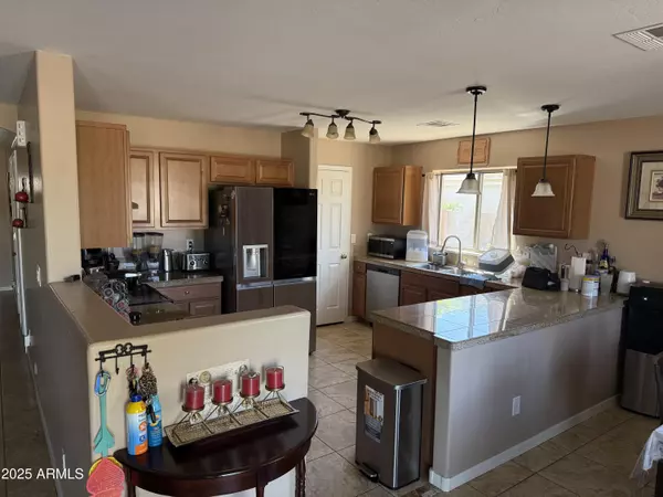 Coolidge, AZ 85128,325 N 21ST Circle
