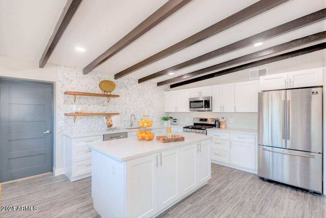 Phoenix, AZ 85014,1017 E BETHANY HOME Road