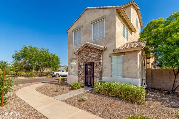 Phoenix, AZ 85043,5141 W WARNER Street