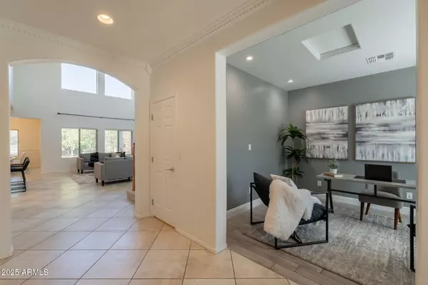 Phoenix, AZ 85085,1634 W Red Bird Road
