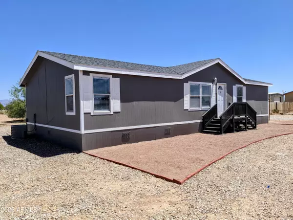 San Tan Valley, AZ 85143,10438 E BELLA Lane