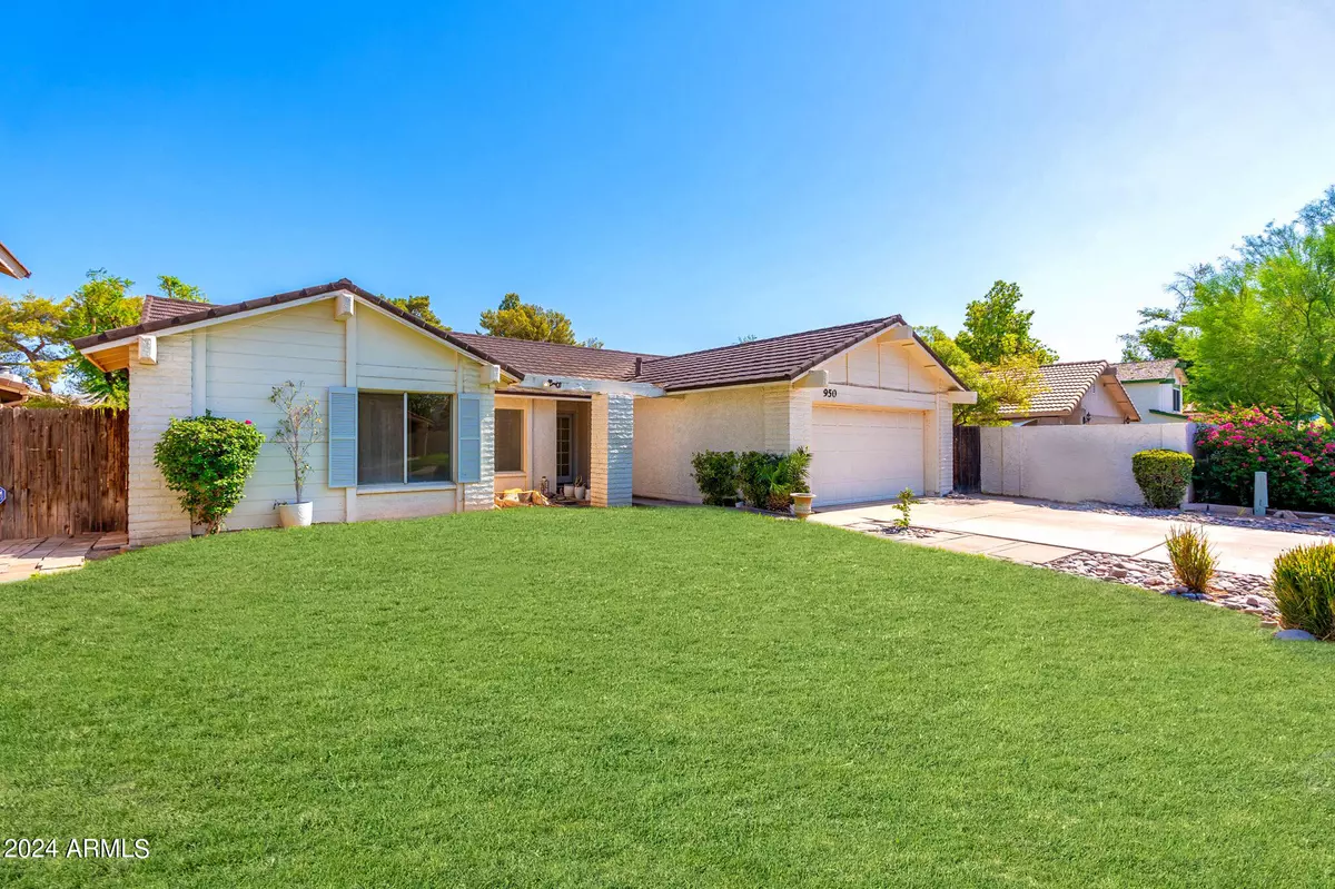 Tempe, AZ 85283,950 E LOBSTER TRAP Lane