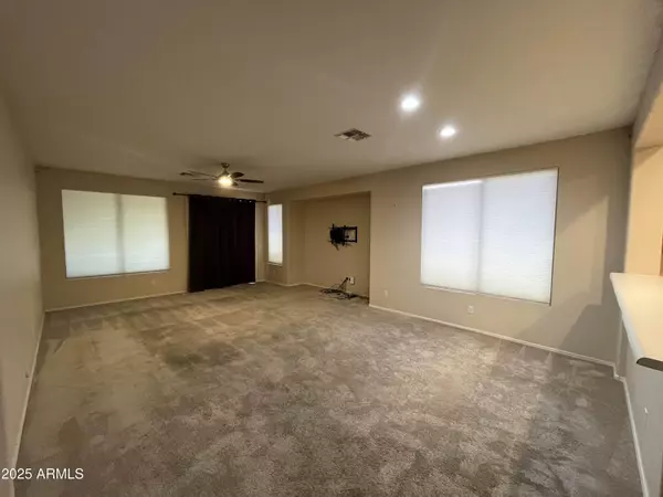 Phoenix, AZ 85086,41030 N Iron Horse Way