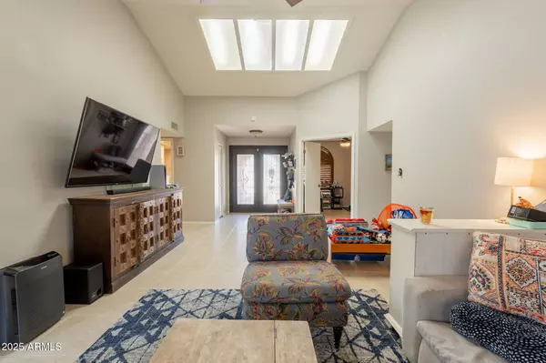 Phoenix, AZ 85044,3829 E AHWATUKEE Drive