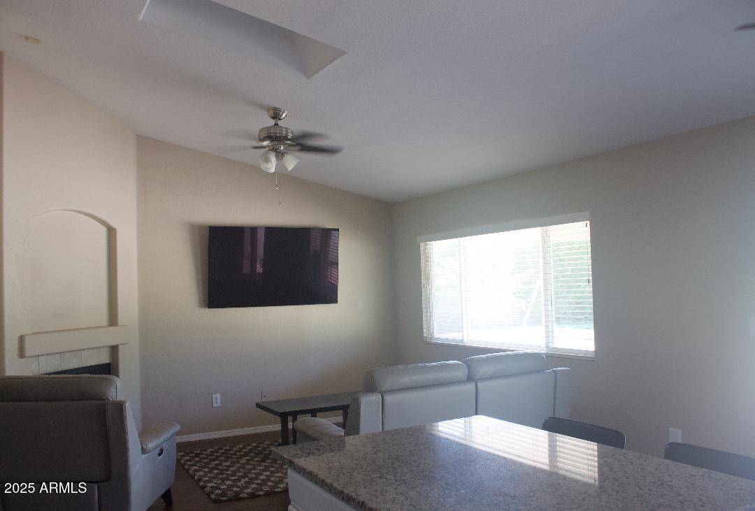 Chandler, AZ 85225,1374 E Boston Street