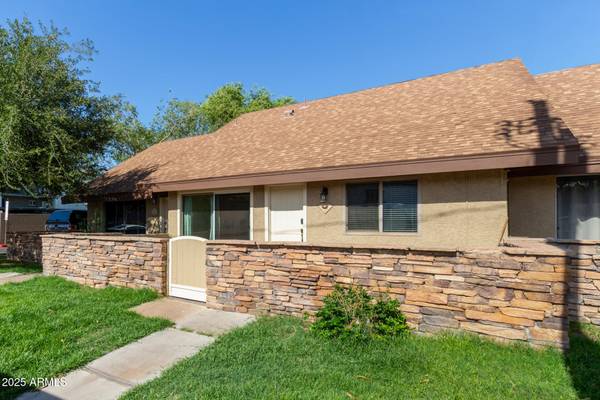 Phoenix, AZ 85016,3807 N 30TH Street #2