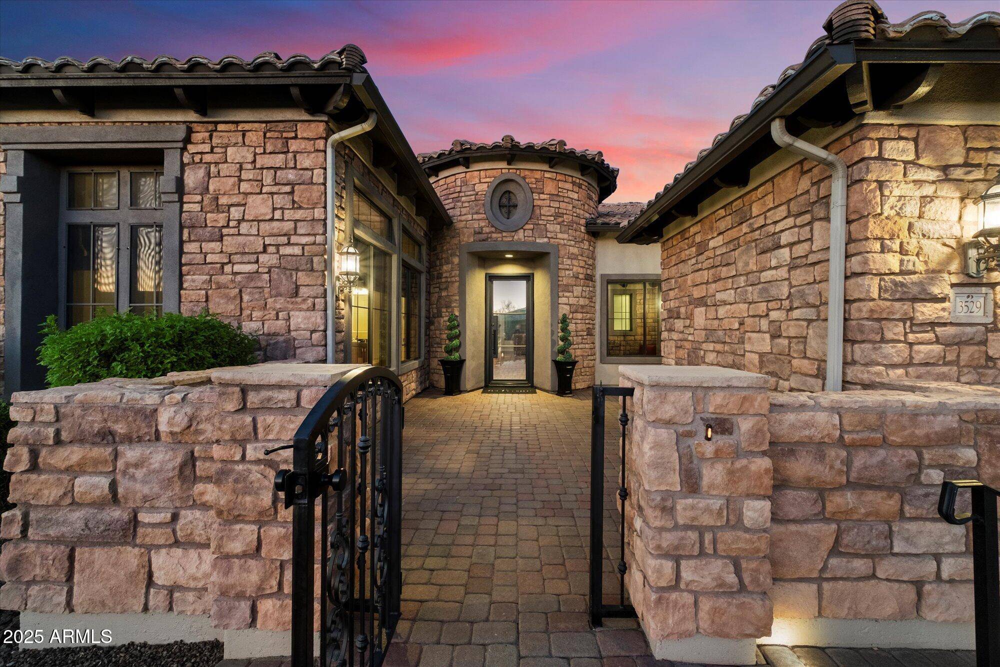 Mesa, AZ 85207,3529 N BOULDER CANYON Street
